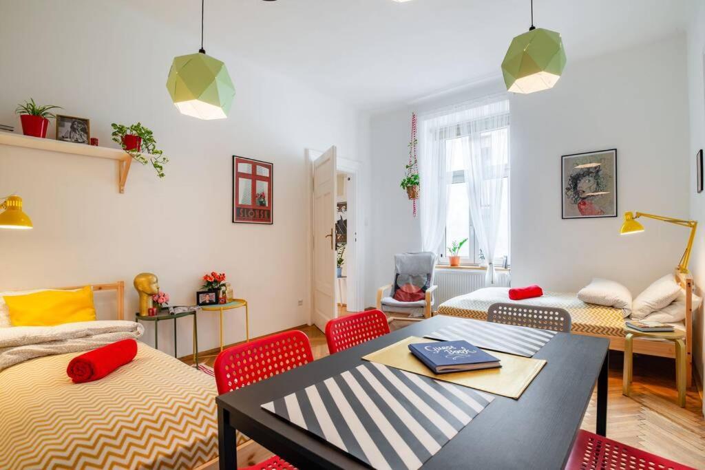 Blue Peace-Apartment With Free Parking In Center For 1-6 People Красков Екстериор снимка