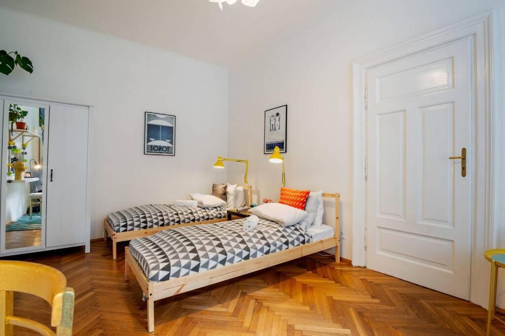Blue Peace-Apartment With Free Parking In Center For 1-6 People Красков Екстериор снимка